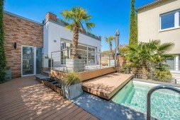 Hauptbild 2 in 1! Luxus-Wohnhaus mit Salzwasserpool und XXL-Garage plus Zweifamilienhaus in Frechen-Buschbell!